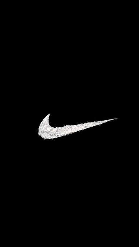 Schwarze Nike Swoosh online 